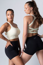 Load image into Gallery viewer, Heidi Crop